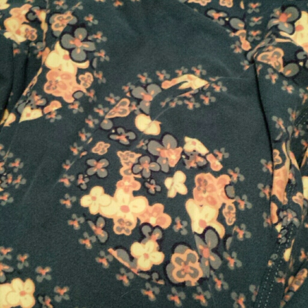 Like new LuLaRoe TC leggings